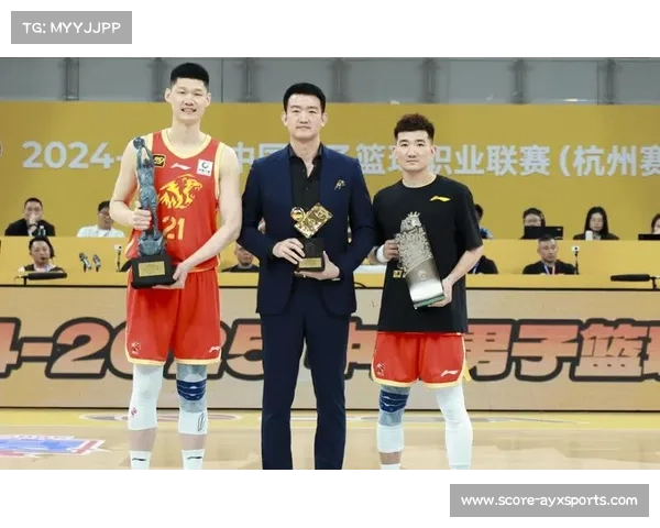 中国男篮亚预赛小组出线形势乐观 备战状态逐渐回升 中国男篮亚预赛小组出线形势乐观 备战状态逐渐回升