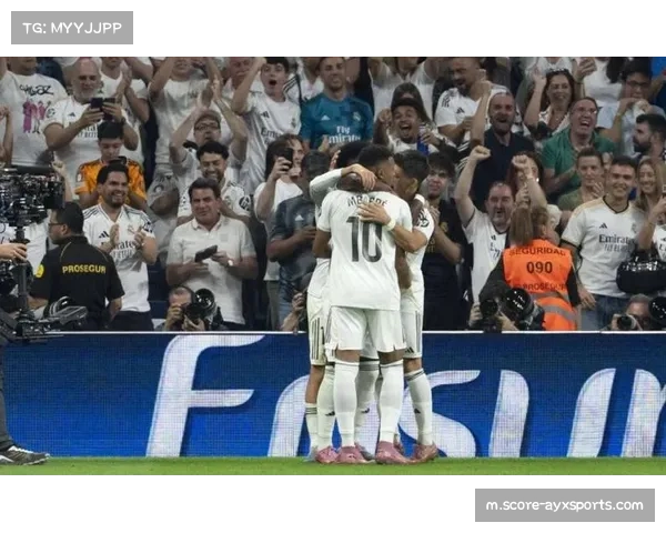 逆转之夜巴萨击溃皇马强势登顶西甲积分榜首